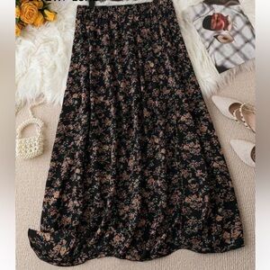 SHEIN Floral Maxi Skirt w/ Slit